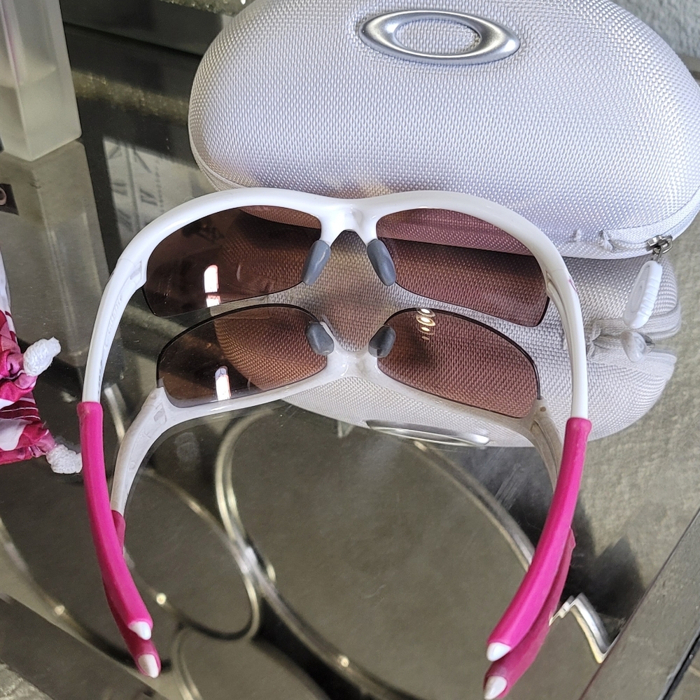Sunglasses  Oakley